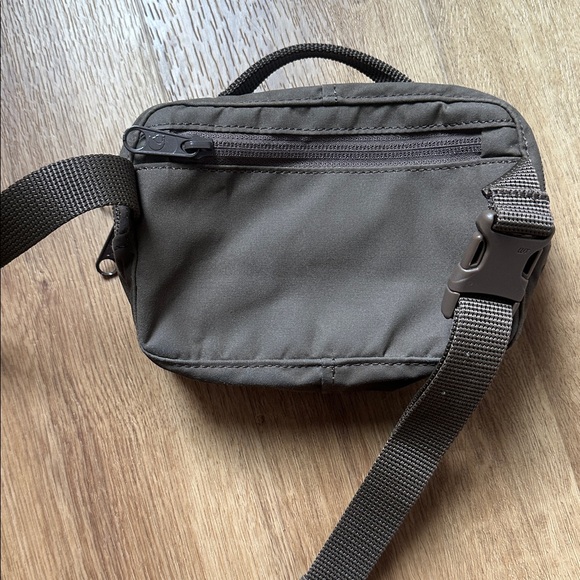 Fjallraven Kanken Hip Pack in Brown - Picture 6 of 7